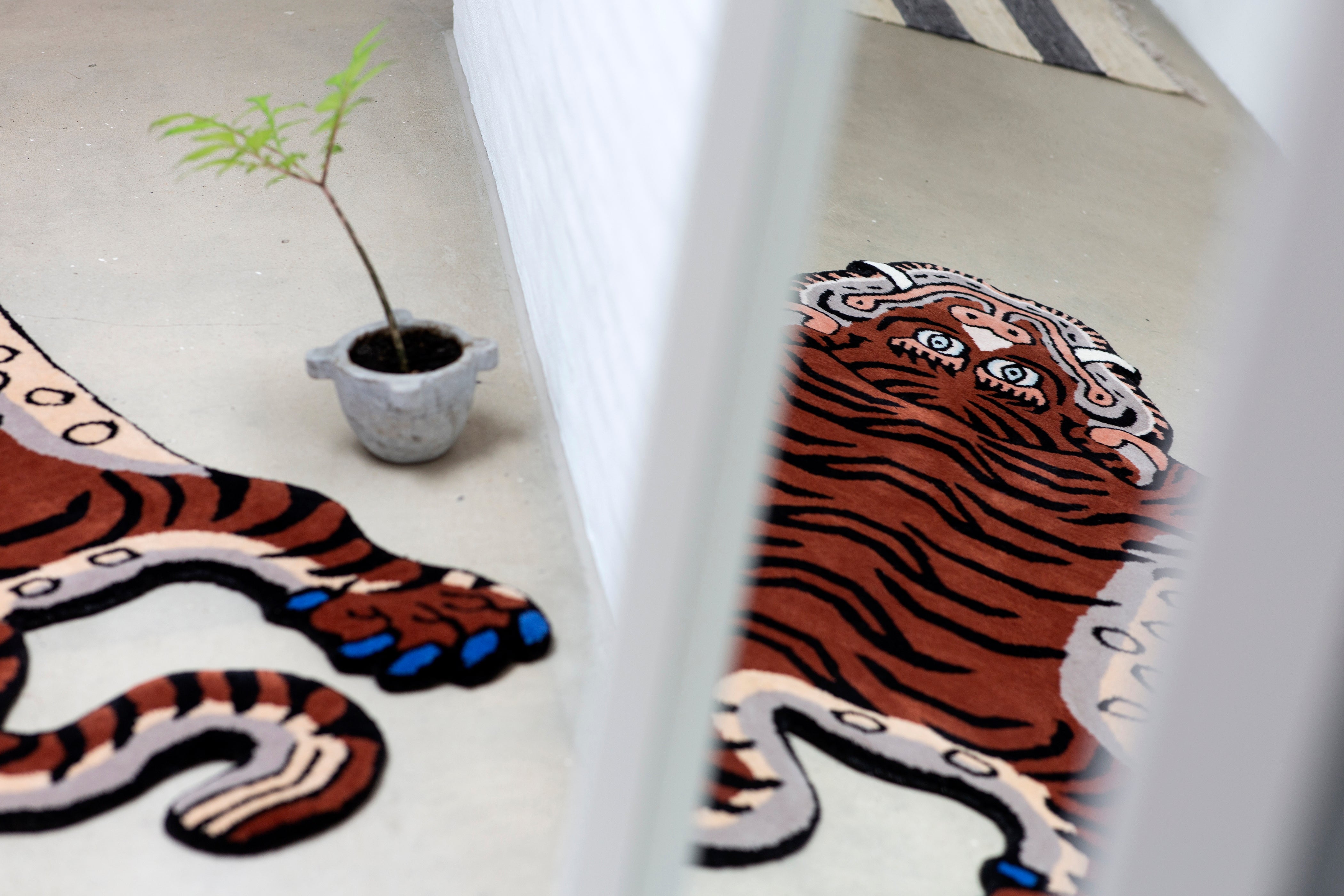 Frankie Tiger Rug Large