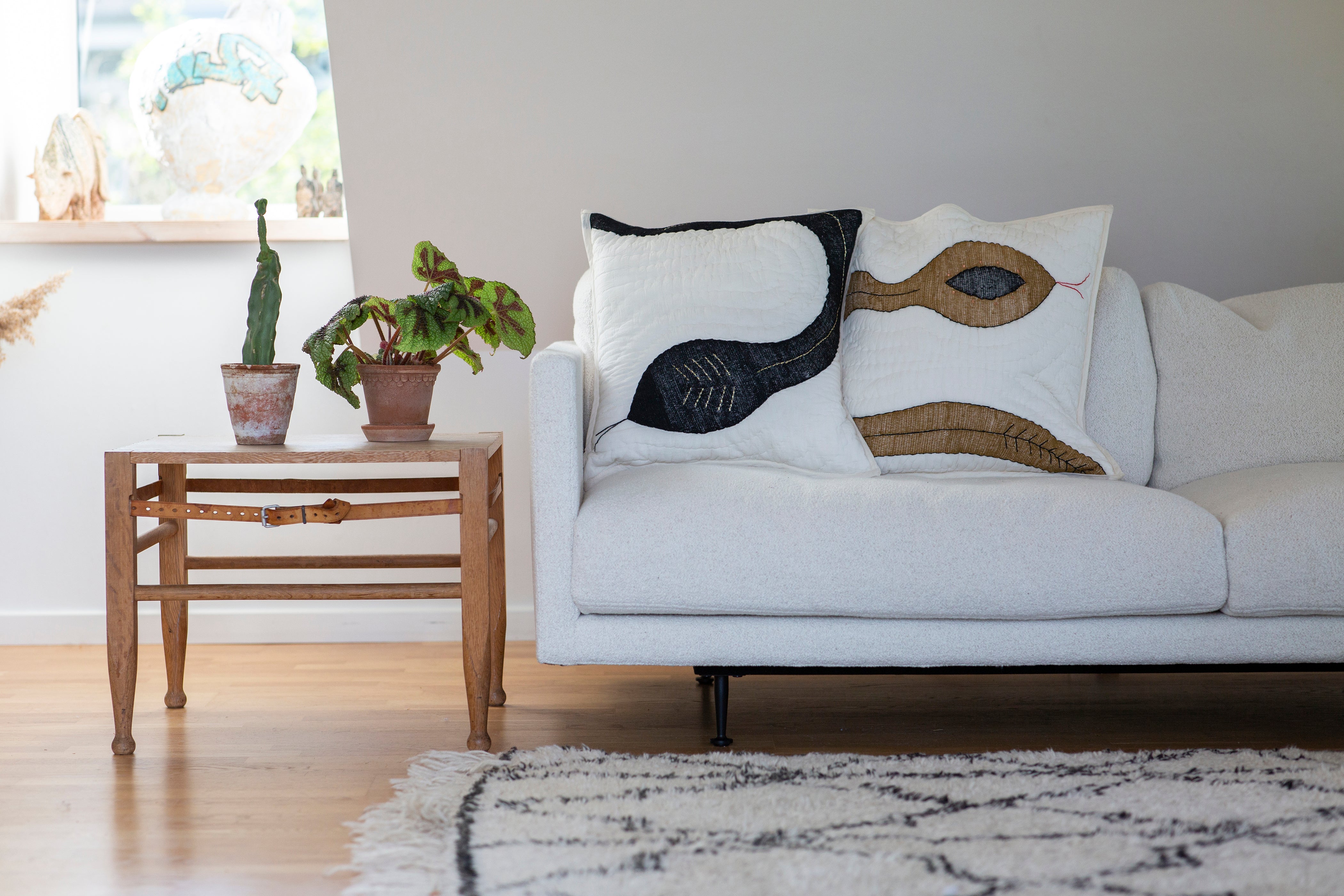 Snake Quilted Pillow, black