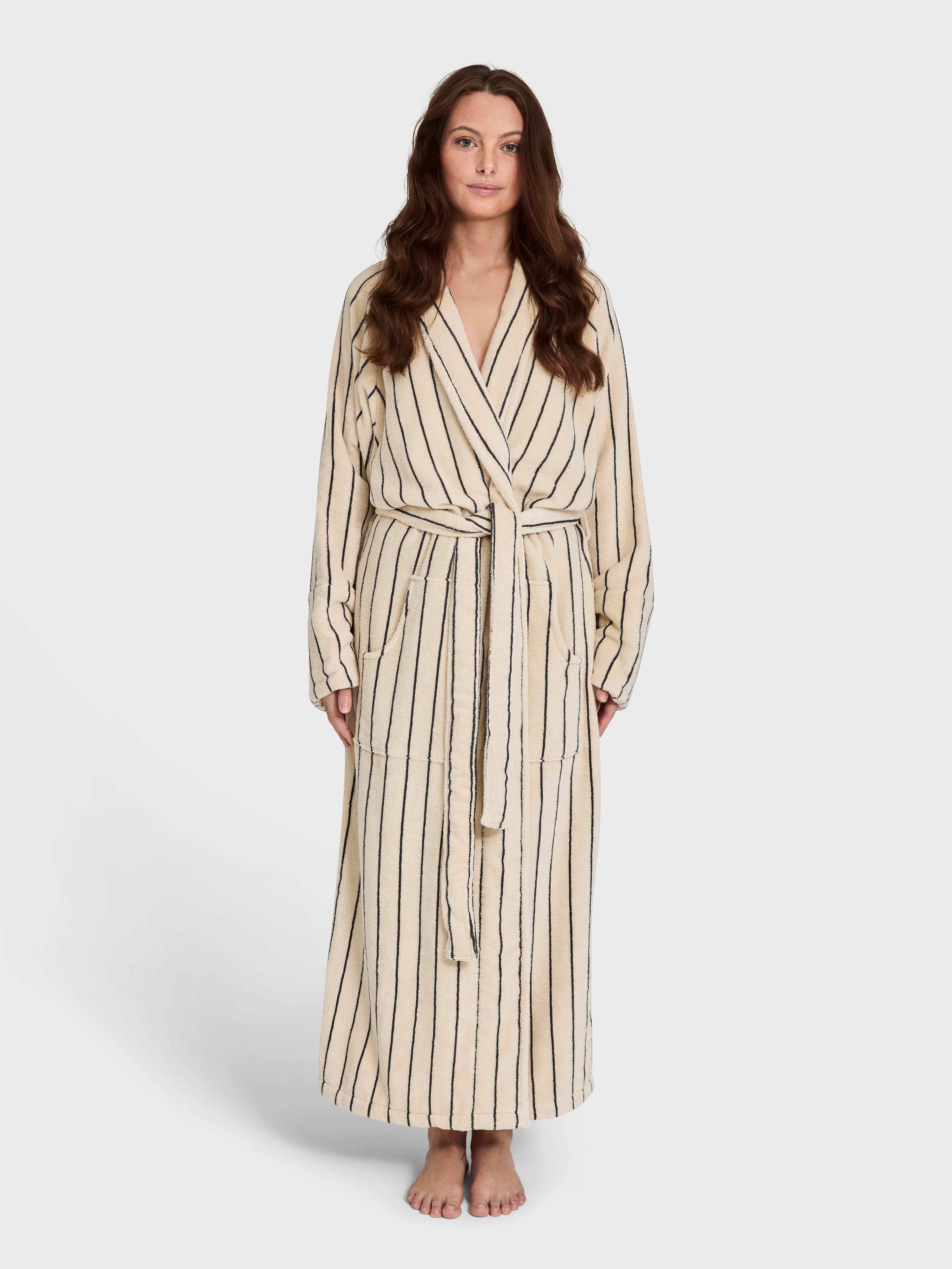 Naram Bathrobe, creme & ink