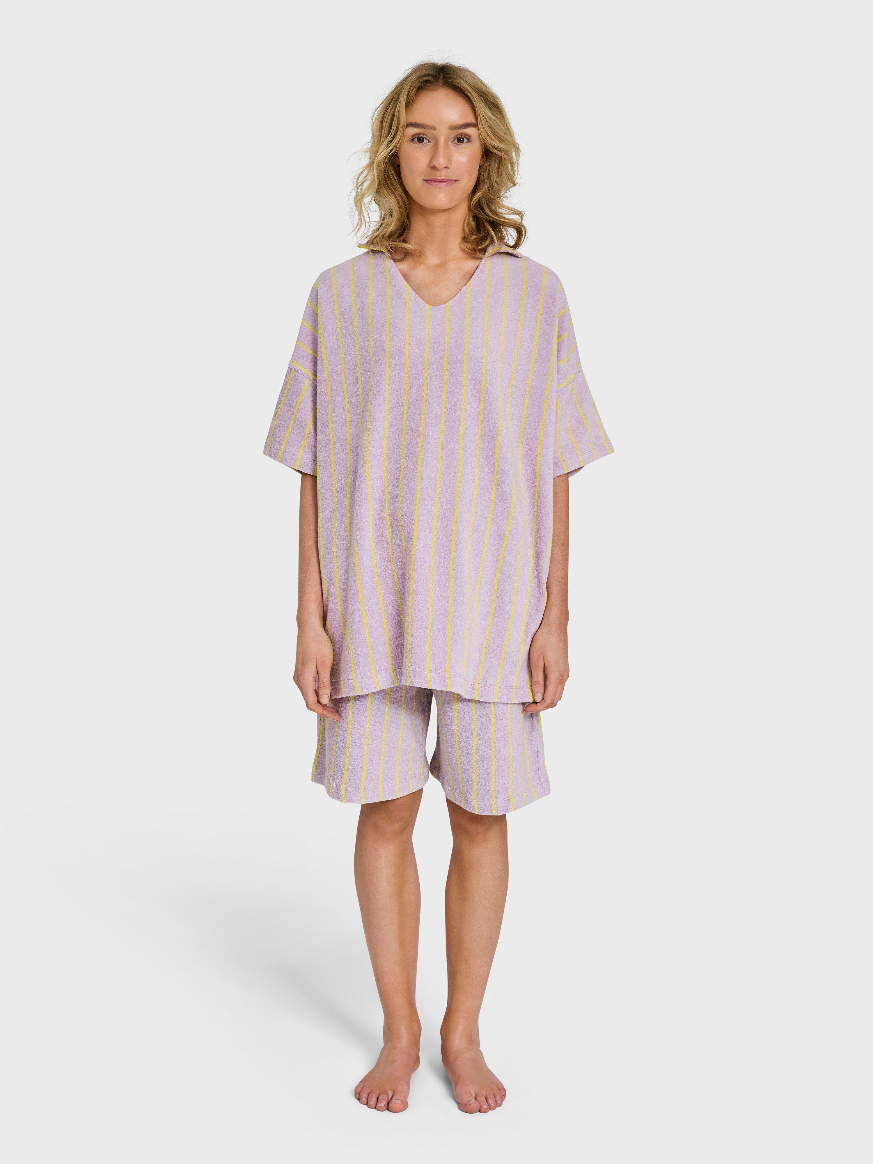 Naram Collar Tee, lilac & neon yellow