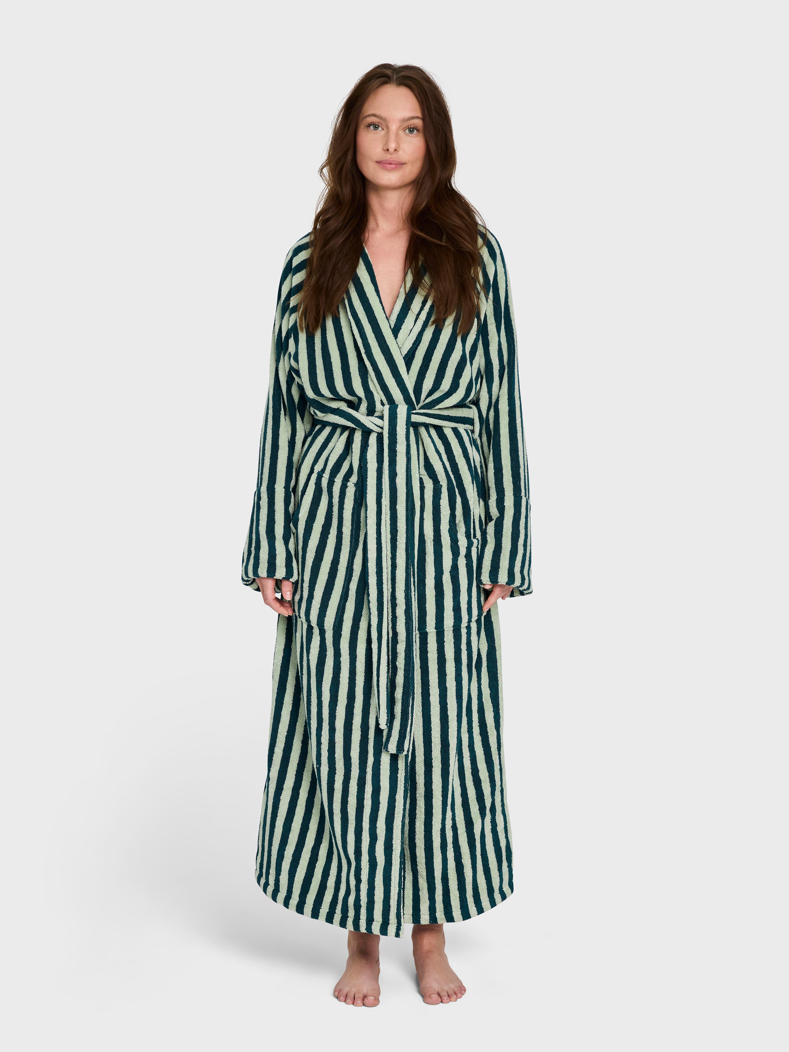 Naram Bathrobe, sea foam & deep teal