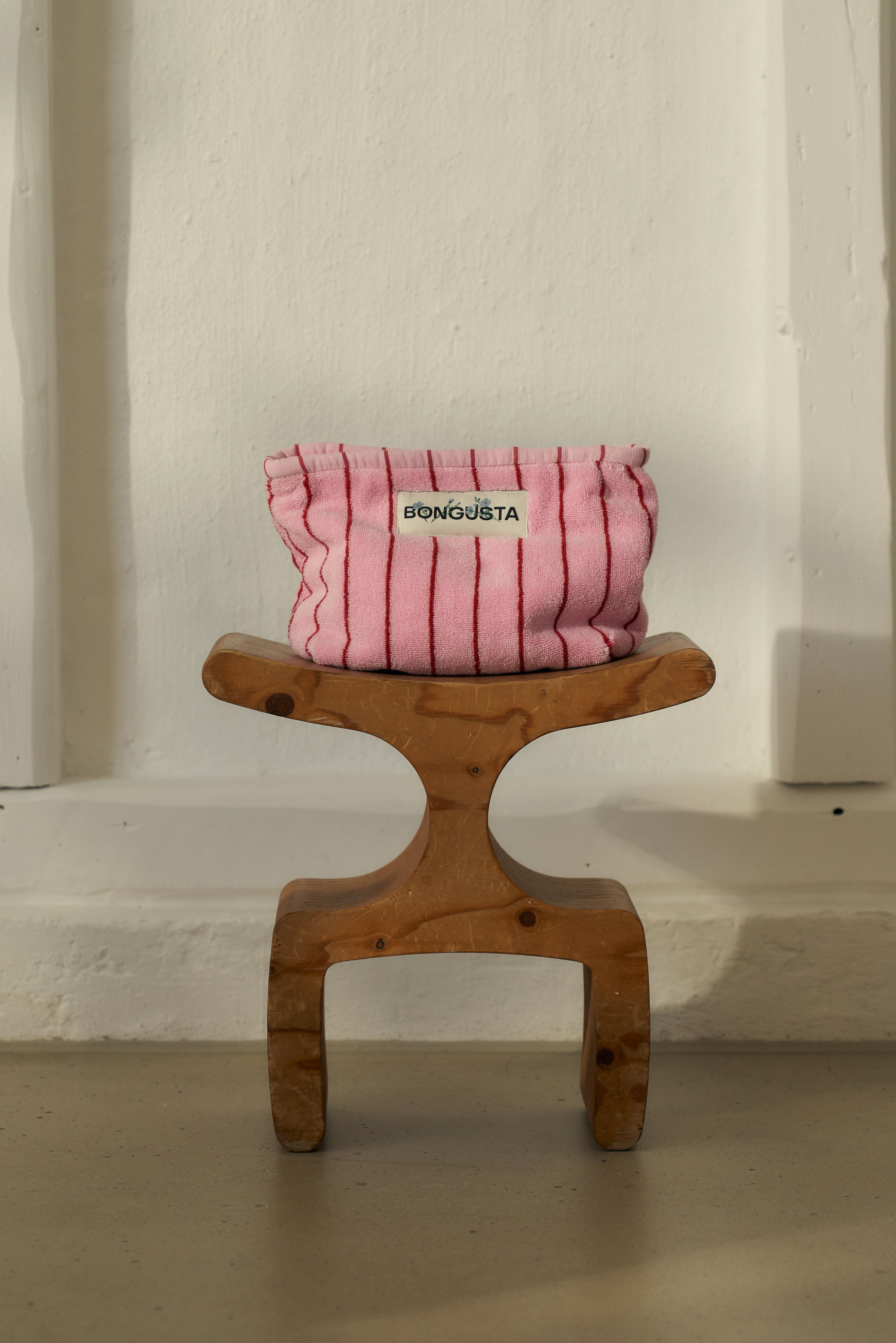 Naram Toiletry Bag, baby pink & ski patrol