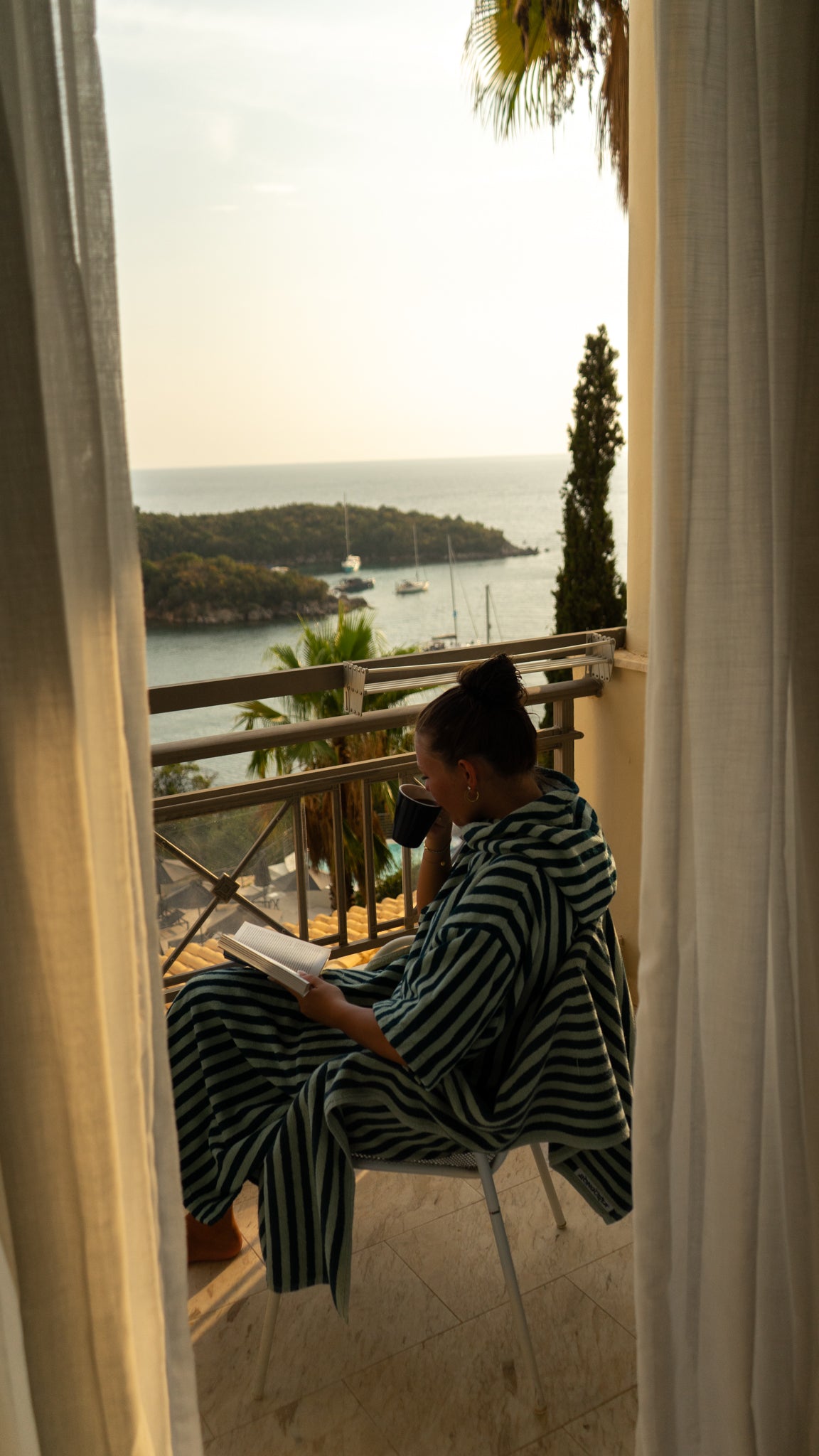 Naram Poncho, seafoam & deep teal