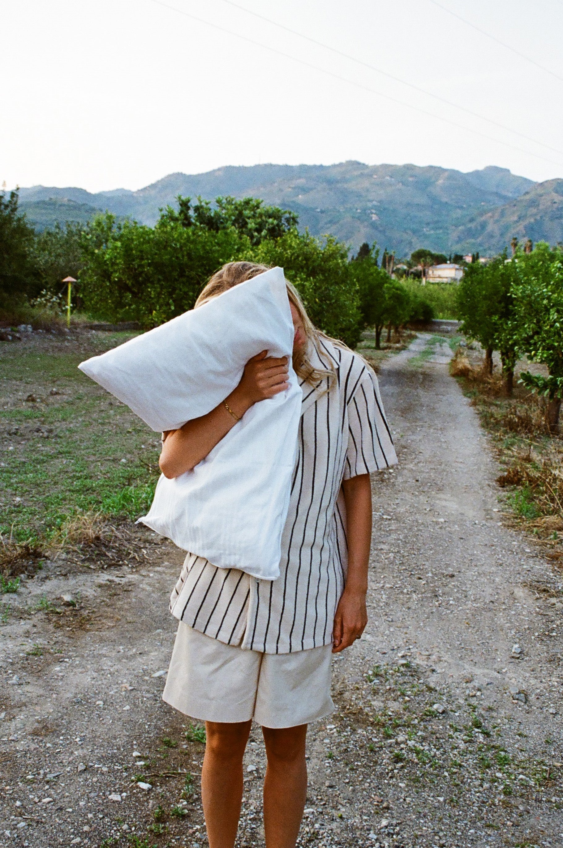 Naram Shirt, creme & ink