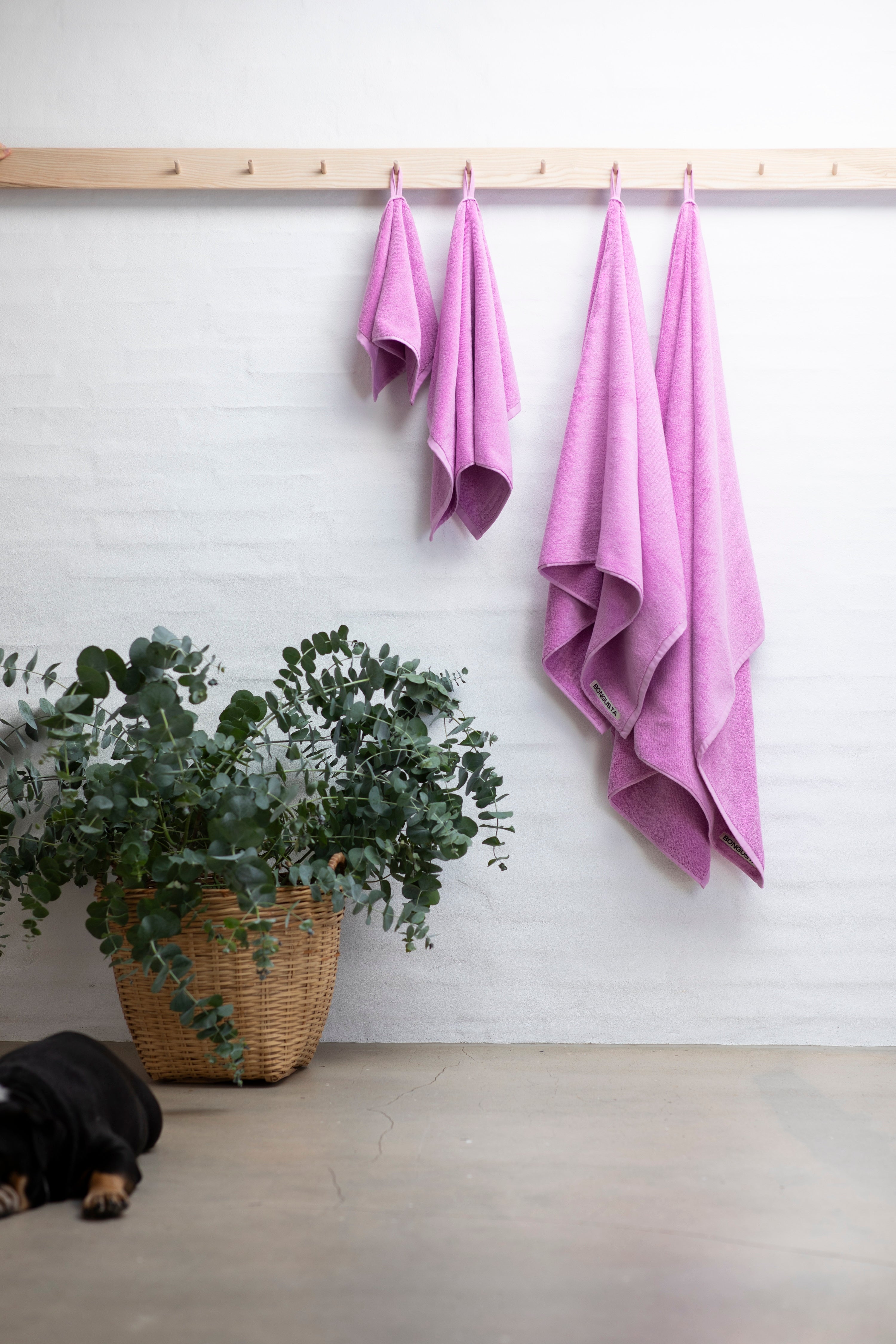 Naram Towels, soft fuchsia