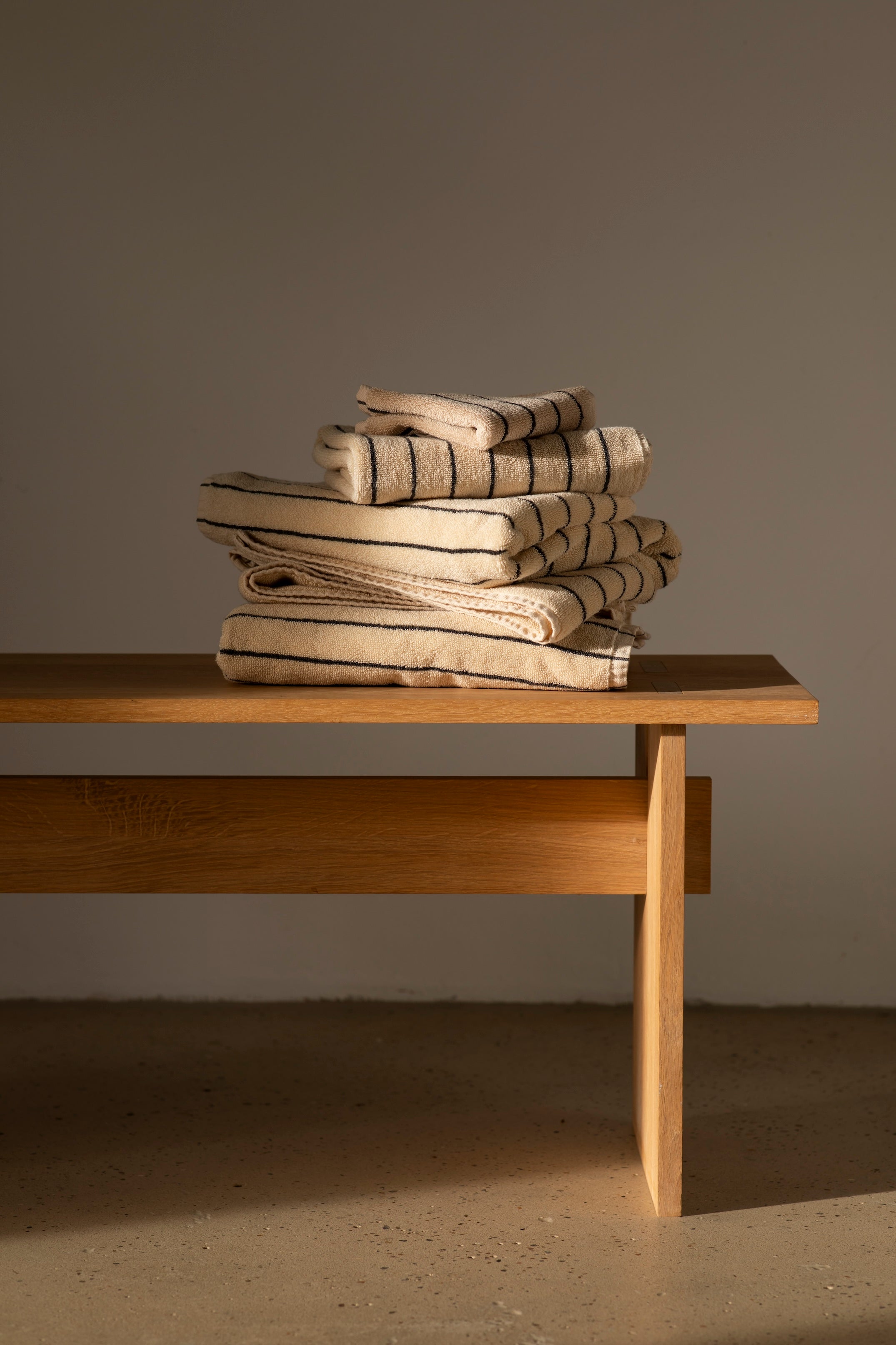 Naram Towels, creme & ink