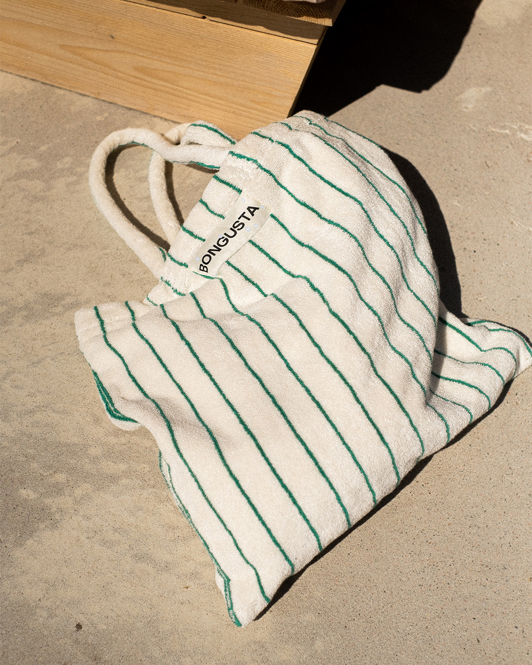 Naram Totebag, pure white & grass