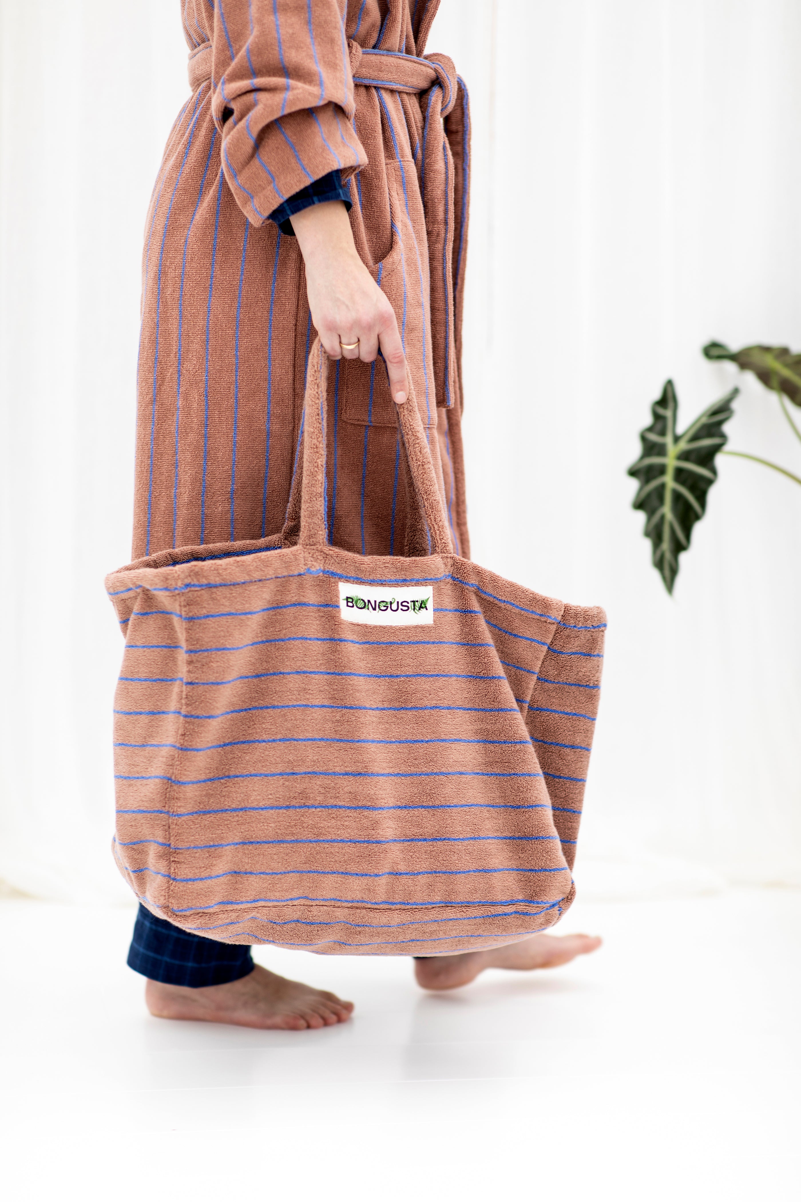 Naram Weekend Bag, camel & ultramarine